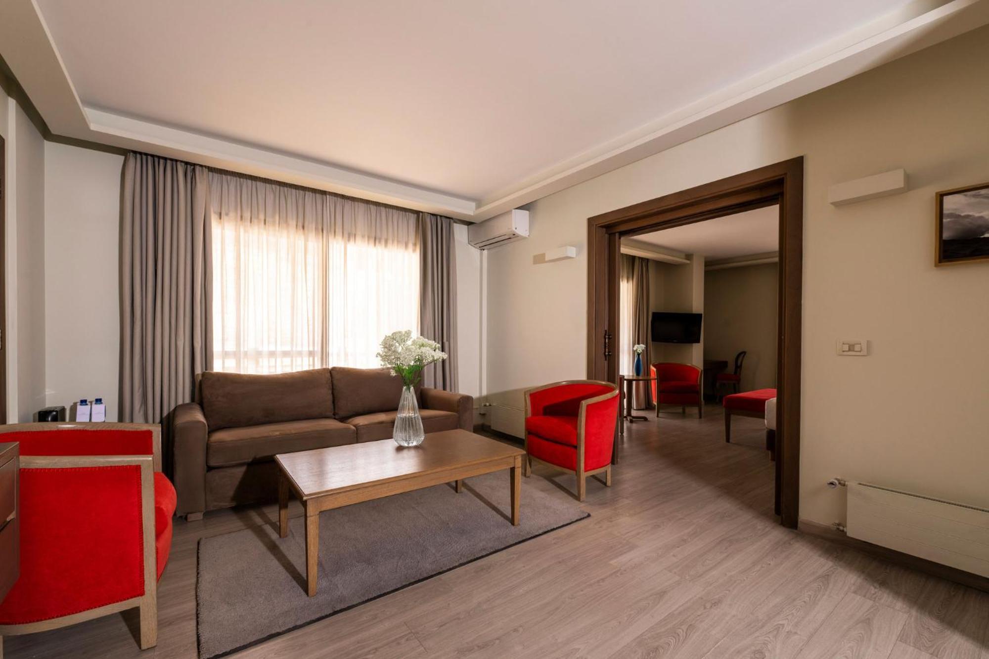 Intercontinental Mzaar Lebanon Mountain Resort & Spa By Ihg Mzaar Kfardebian Экстерьер фото